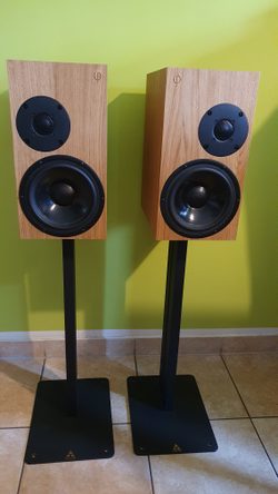 Der neue Stern am Monitor Himmel – Oephi Ascendence 2