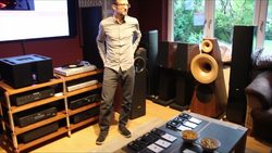 Workshop von Micha Huber, EMT, Hifiction AG zu unterschiedlichen Schliffarten der EMT Tondosen.